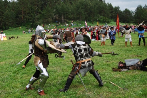 Sobotňajšia akcia Marmonu sa snažila verne napodobniť bitku, ktorá sa na hornom Spiši mohla reálne odohrať v 15. storočí.