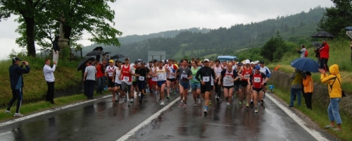 Na štart IV. Višegradského maratónu sa napokon postavilo celkom 241 pretekárov z Poľska, Slovenska, Litvy, Nemecka, Fínska, Holandska a Veľkej Británie. Do Rytra dobehli všetci...