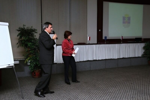 201103011518090.53_forum_2011