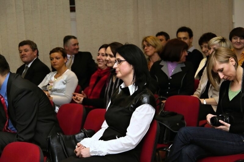 201103011518100.14_forum_2011