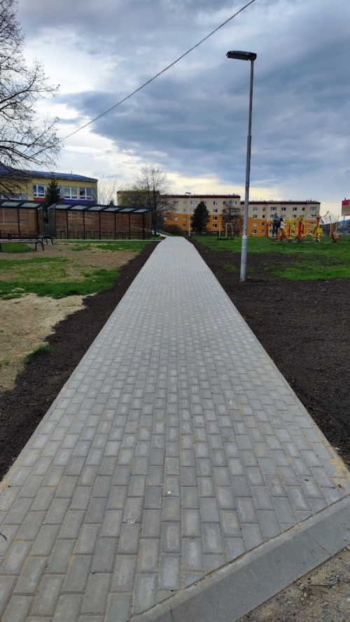 Rekonštrukcia chodníka na ul. Komenského 